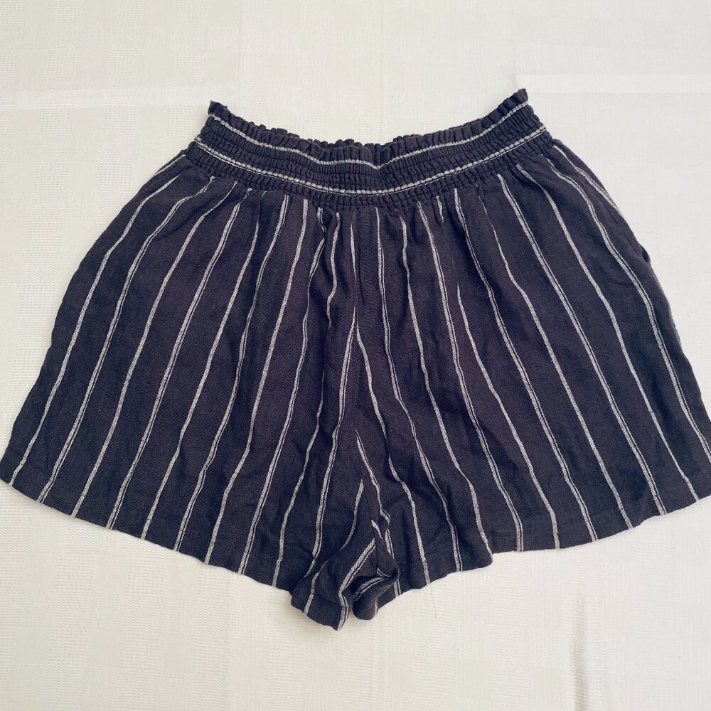 Universal Thread Flowy Shorts